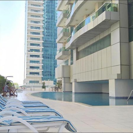 Next'House - Skyview Host Hostel Dubai Bagian luar foto