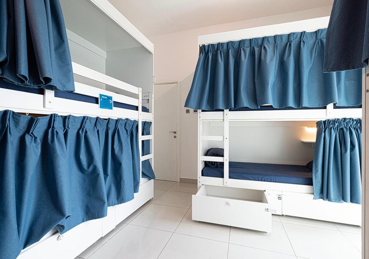 Next'House - Skyview Host Hostel Dubai Bagian luar foto