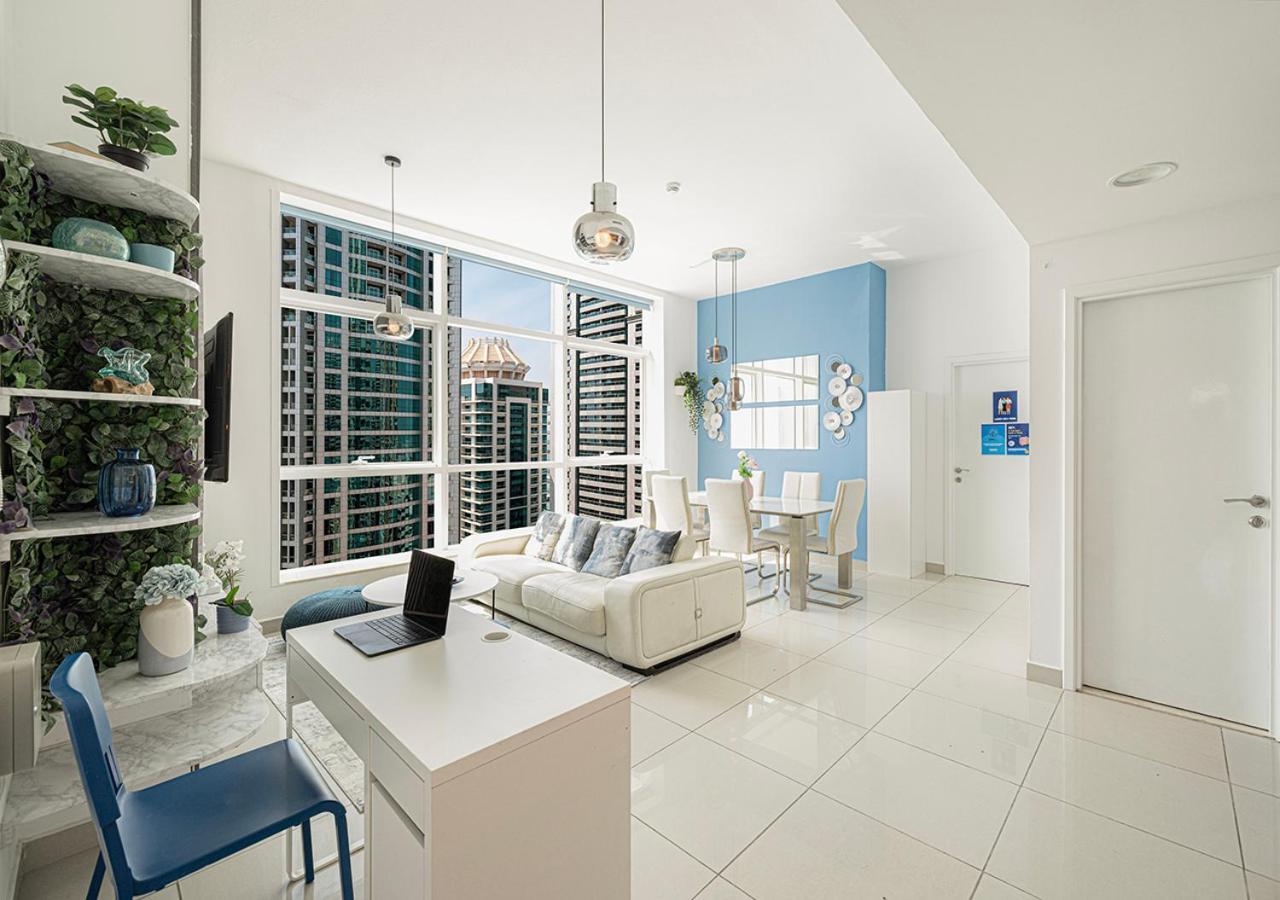 Next'House - Skyview Host Hostel Dubai Bagian luar foto