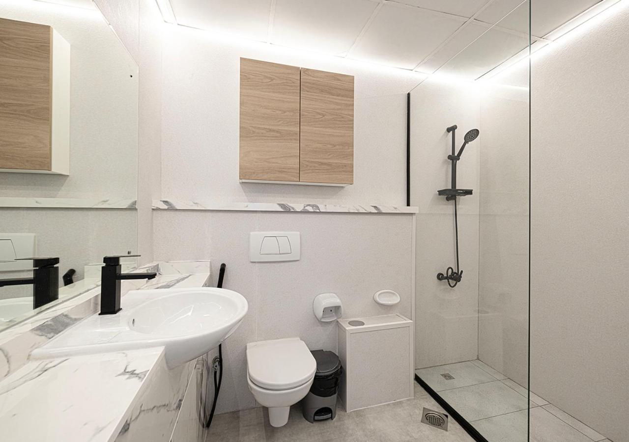 Next'House - Skyview Host Hostel Dubai Bagian luar foto
