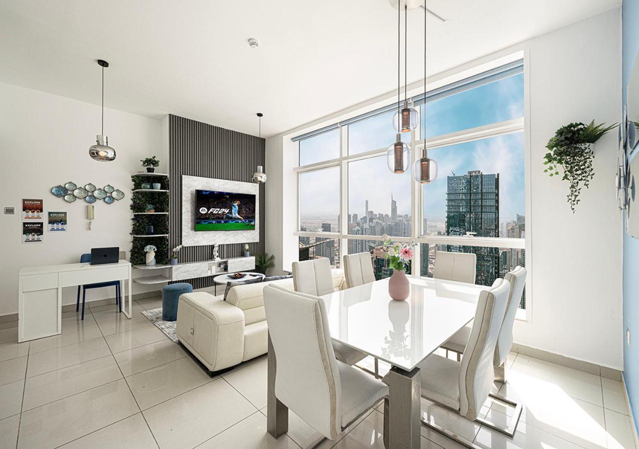 Next'House - Skyview Host Hostel Dubai Bagian luar foto